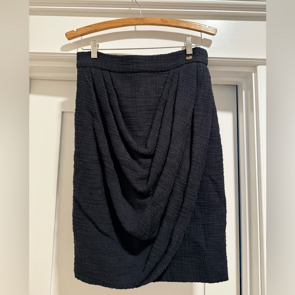 CHANEL Draped Tweed Skirt - Black - Size 40